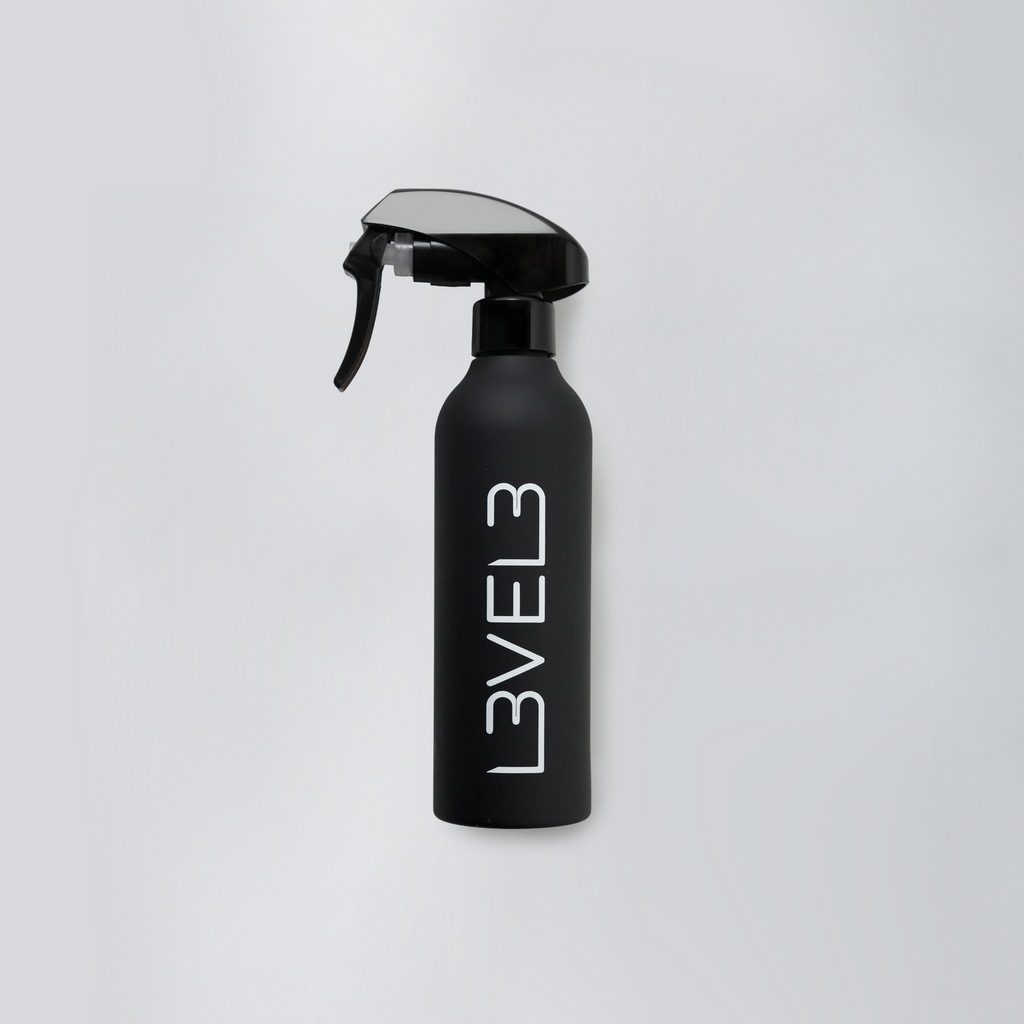 L3VEL3 Botella de spray de goma